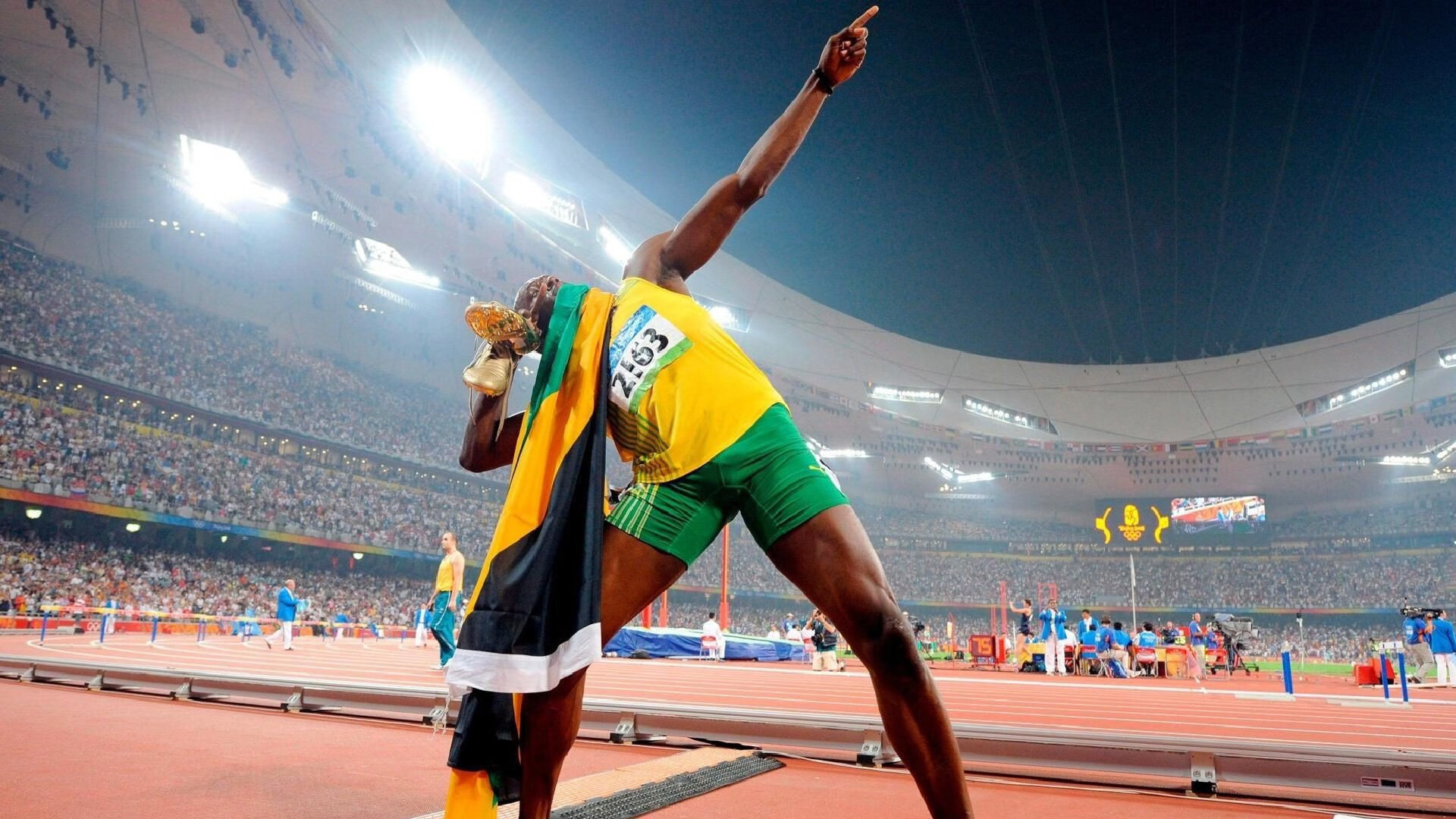 米兰体育官方下载-赛场临战反应快，战术应变有效，比赛临场发挥